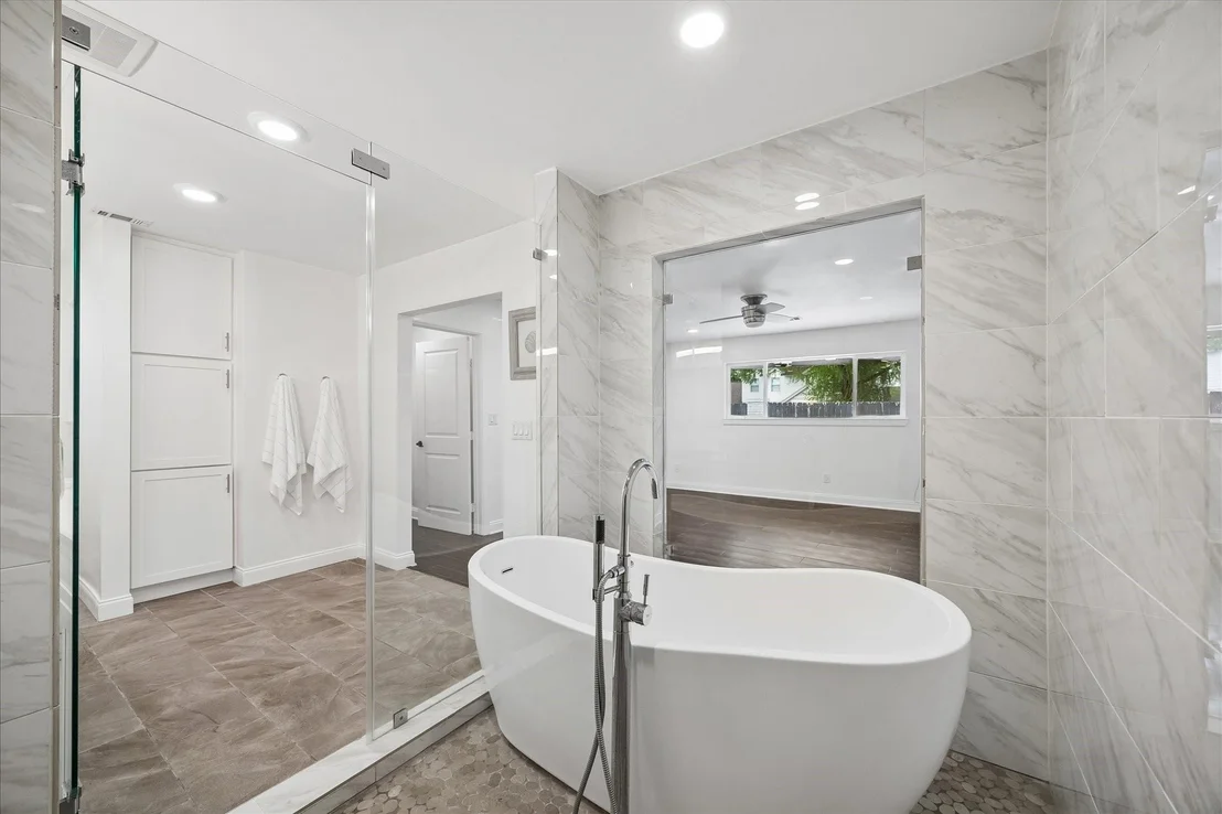 Photo of 10602 Riverview Drive