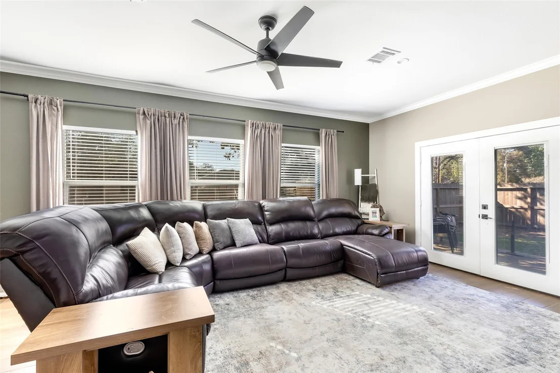 Photo of 2201 Maple Avenue