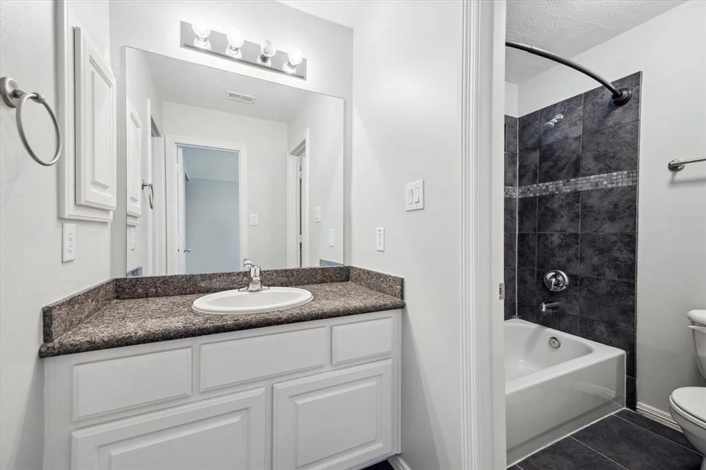 Photo of 1339 Ella Place