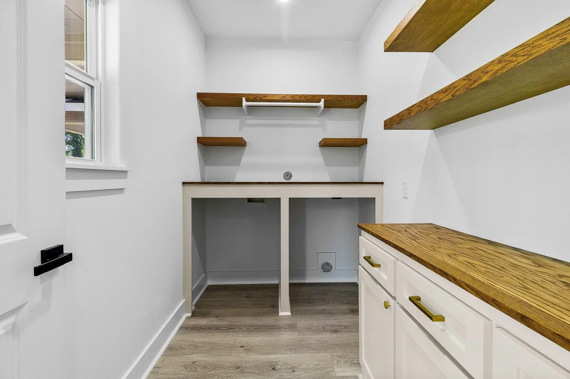 Photo of 275 Hereford