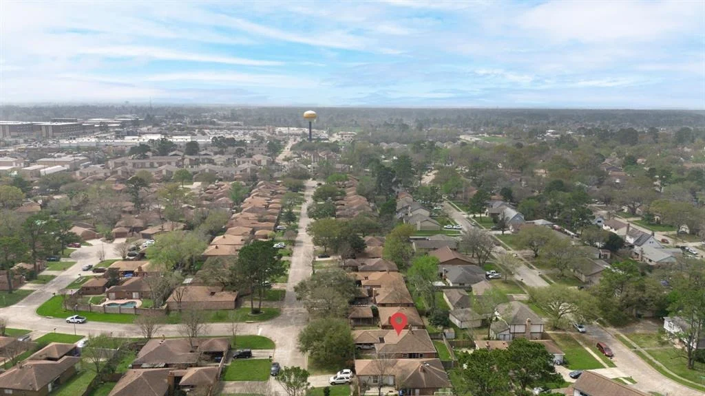 Photo of 6826 Bullinger Drive