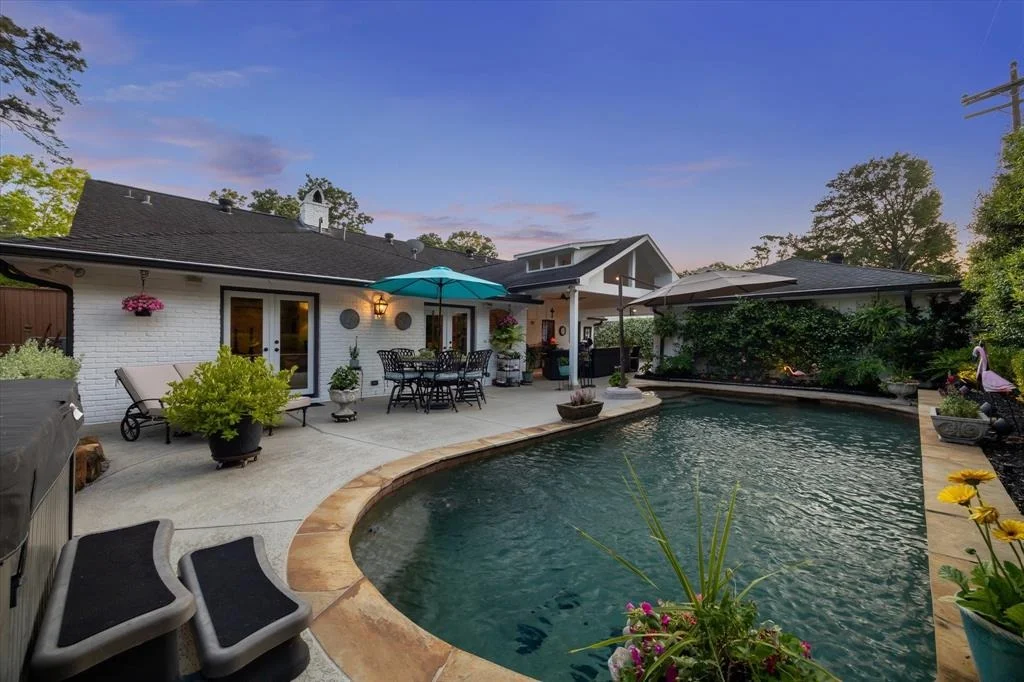 Photo of 10010 Briar Forest Drive