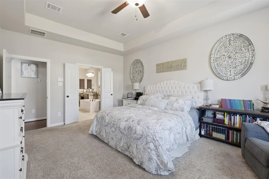 Photo of 27920 Seger Bend Trail