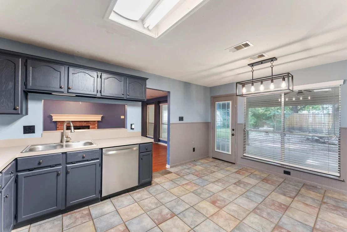 Photo of 2318 Rolling Glen Drive