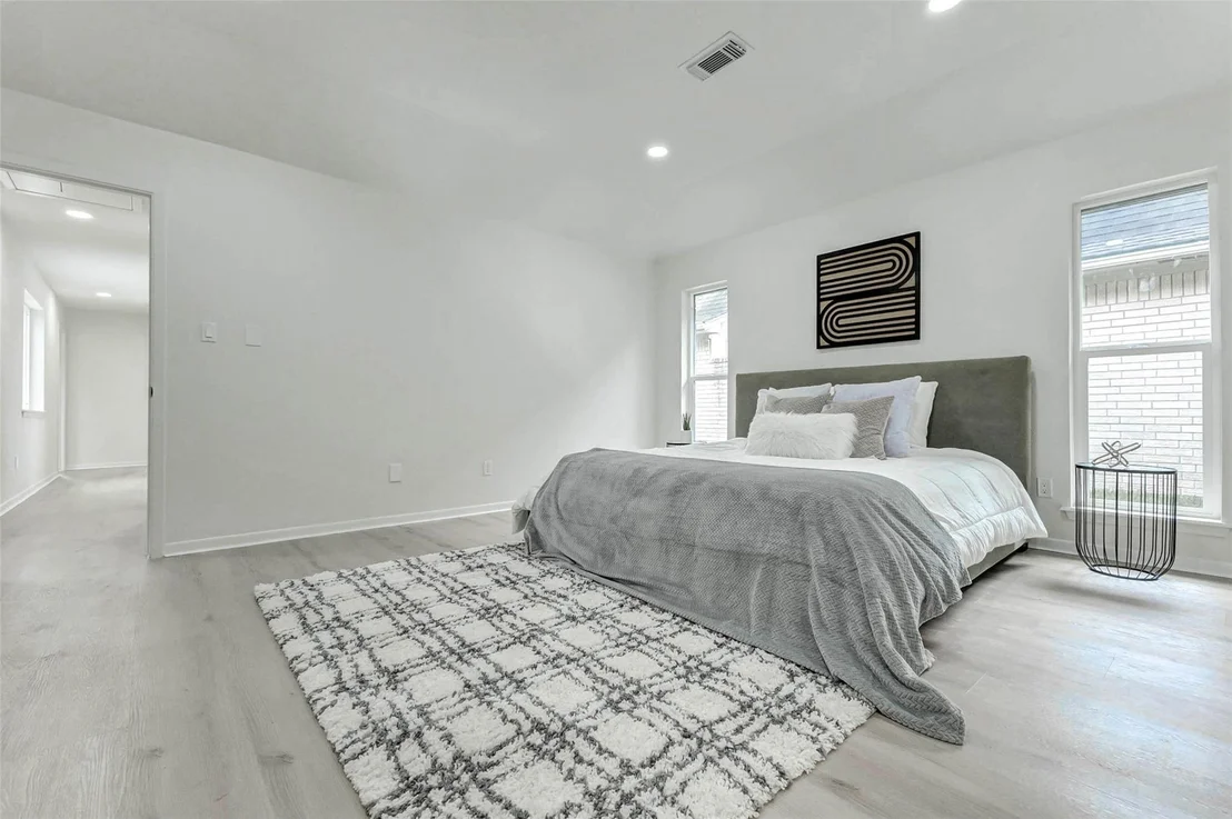 Photo of 3351 S Sutton Square