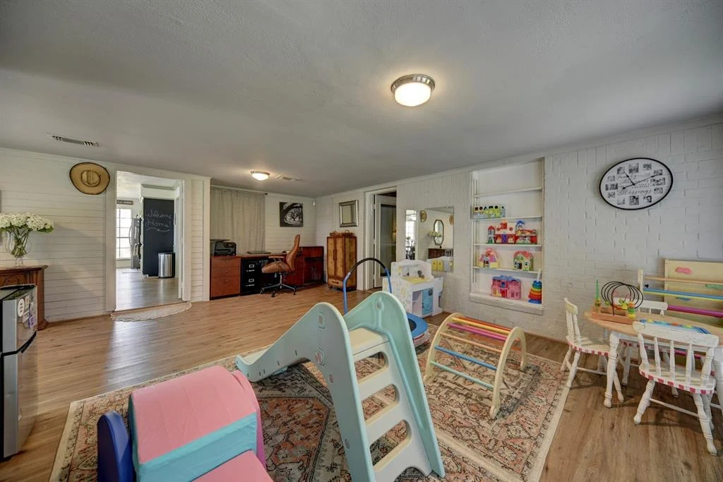 Photo of 307 Scenic Drive