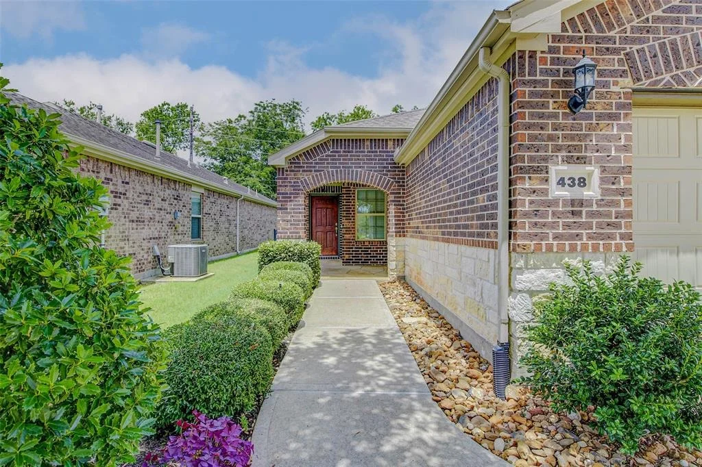 Photo of 438 Mistflower Drive