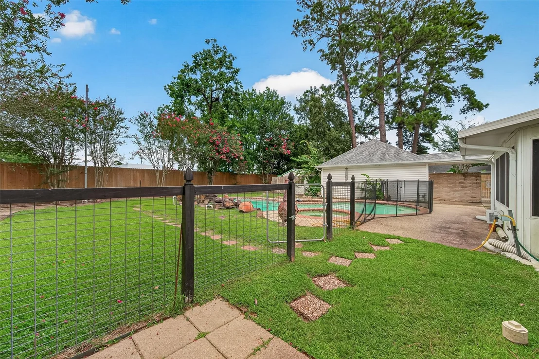 Photo of 16806 Deep Pines Drive
