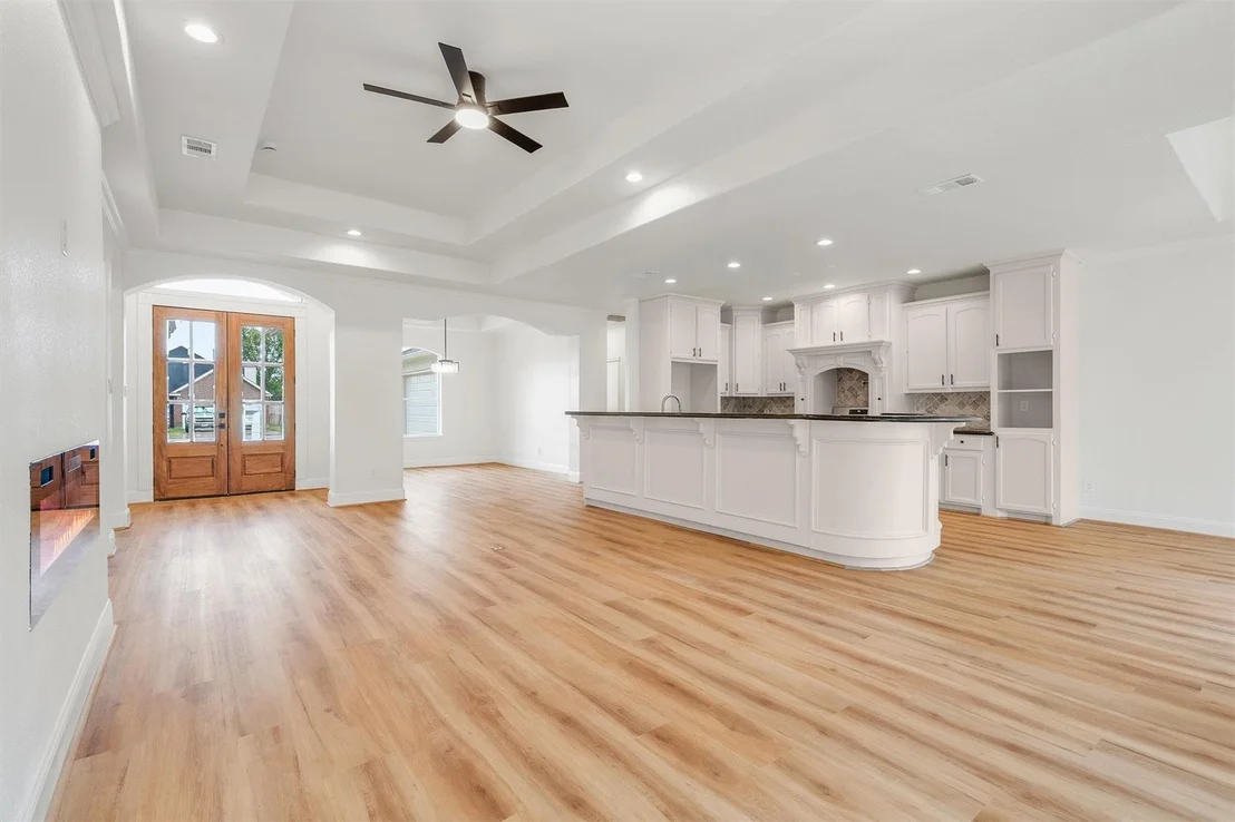 Photo of 227 Manor Avenue