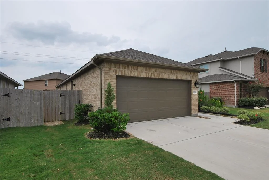Photo of 18119 Alora Springs Trace
