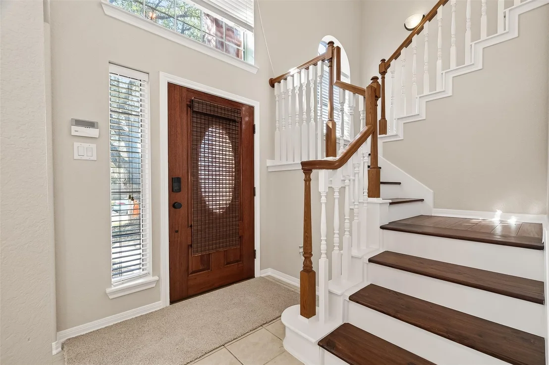 Photo of 15706 Clear Pointe Drive