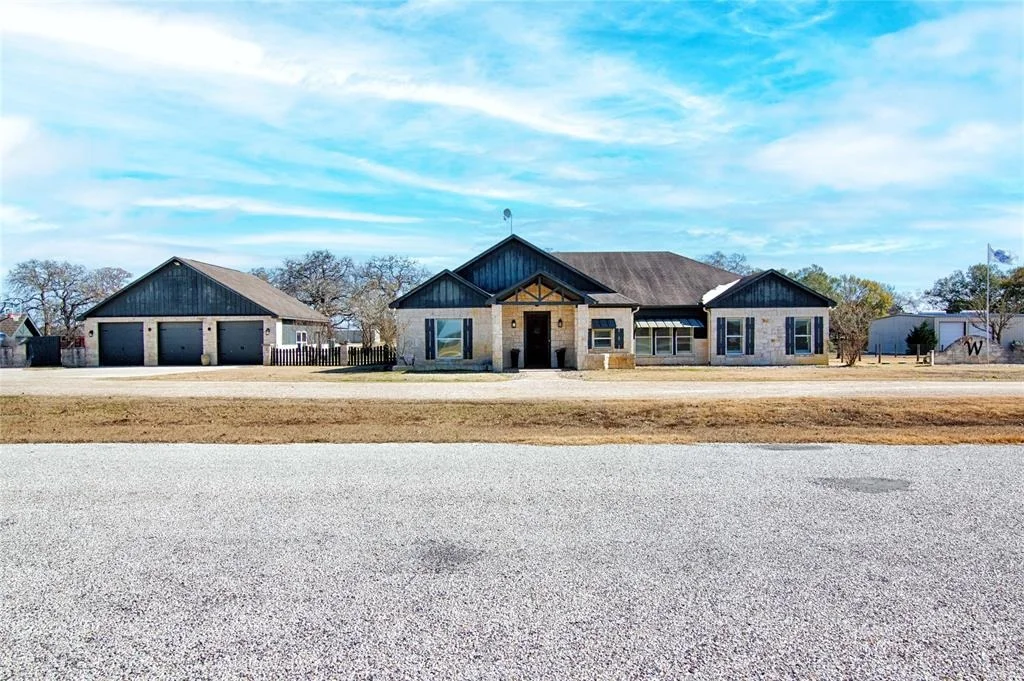 Photo of 191 County Road 132bb