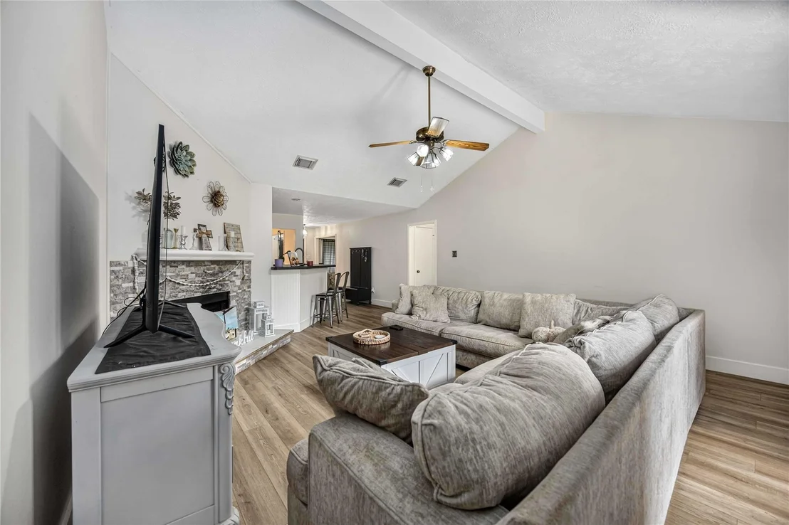 Photo of 19310 Bristlestar Drive