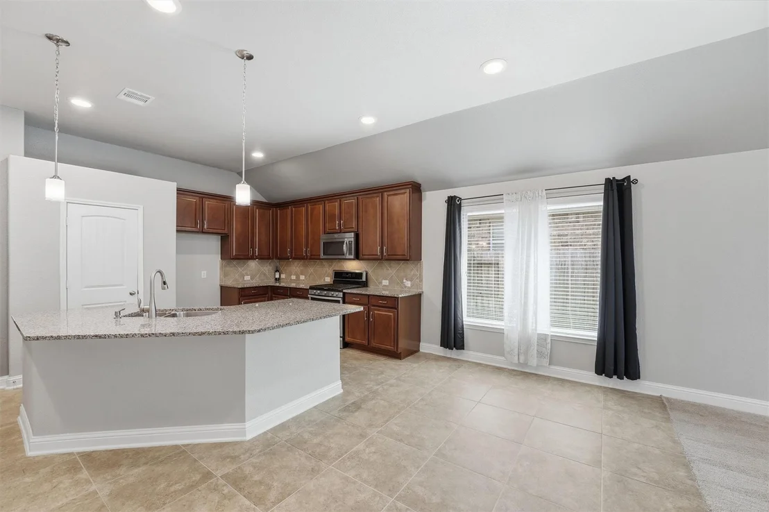 Photo of 1911 Cedar Ridge Lane