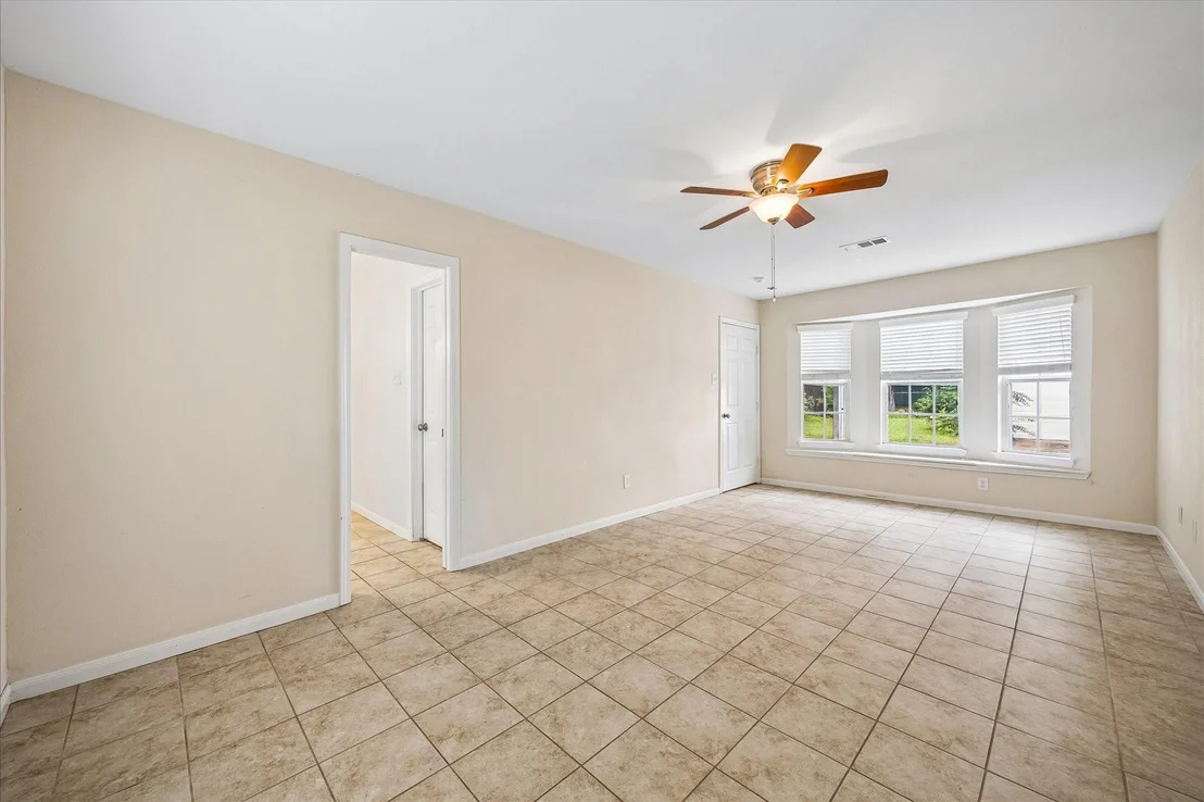 Photo of 17803 Loring Lane