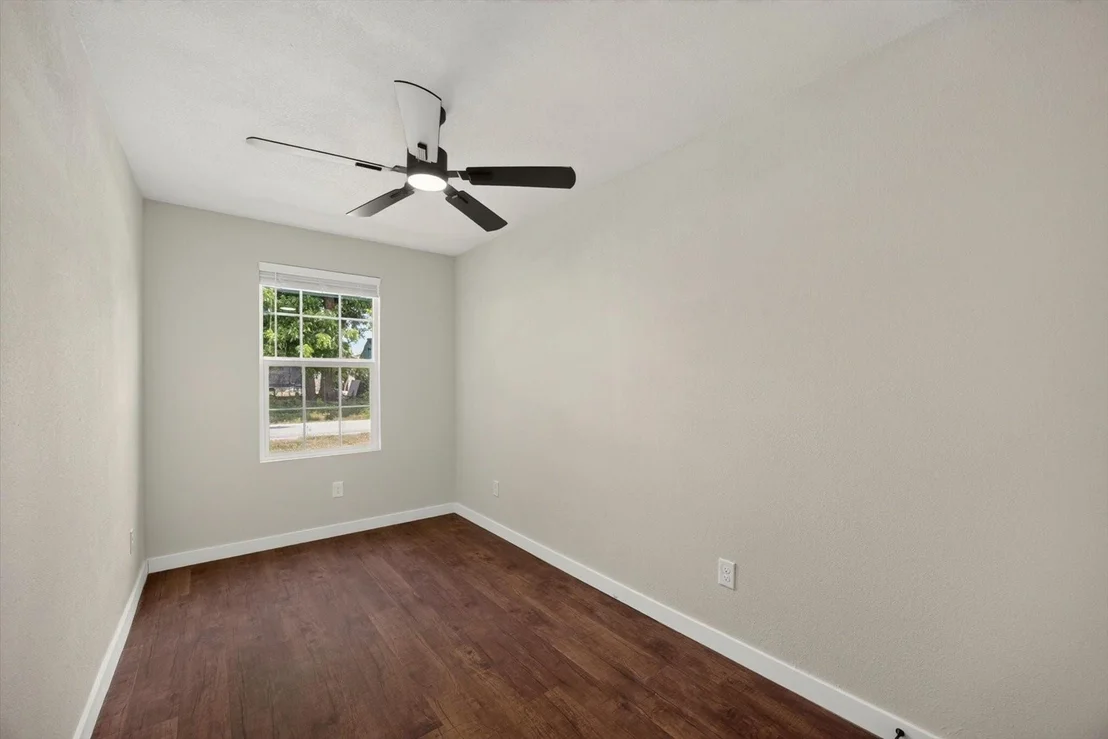 Photo of 500 Shirley Street
