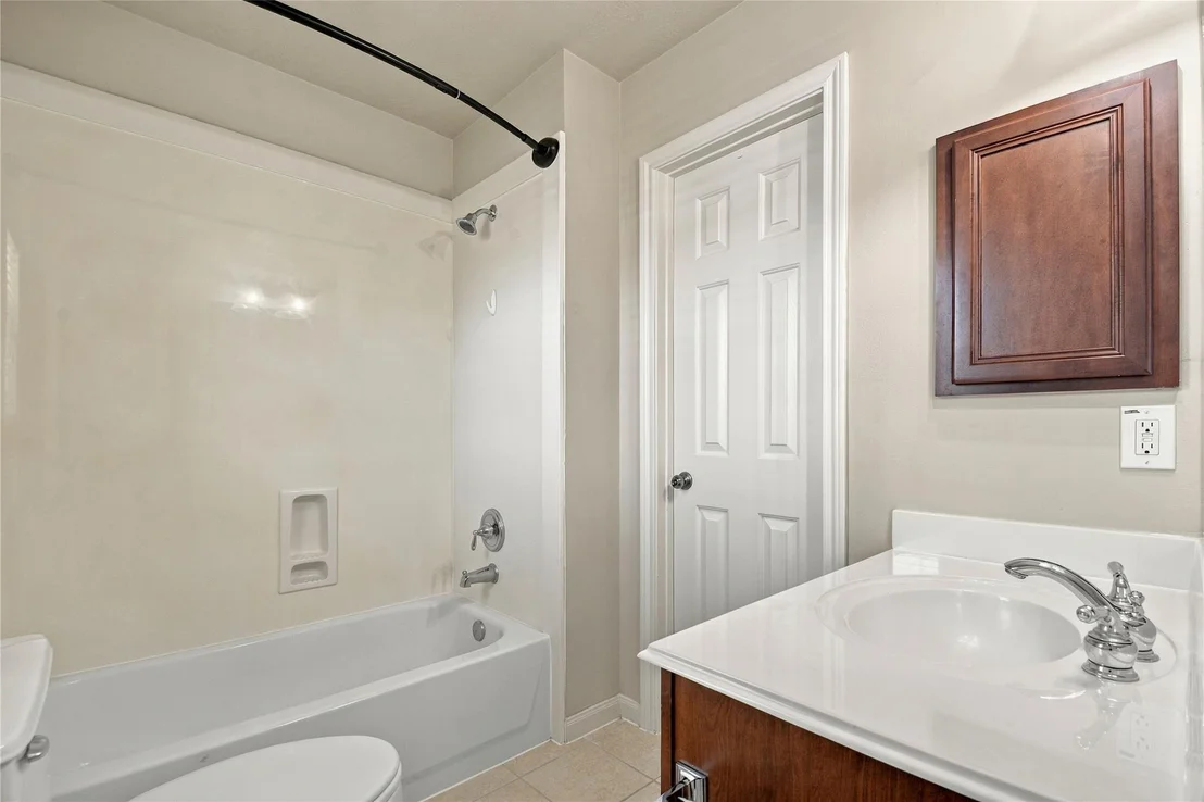 Photo of 8403 Glenn Elm Drive