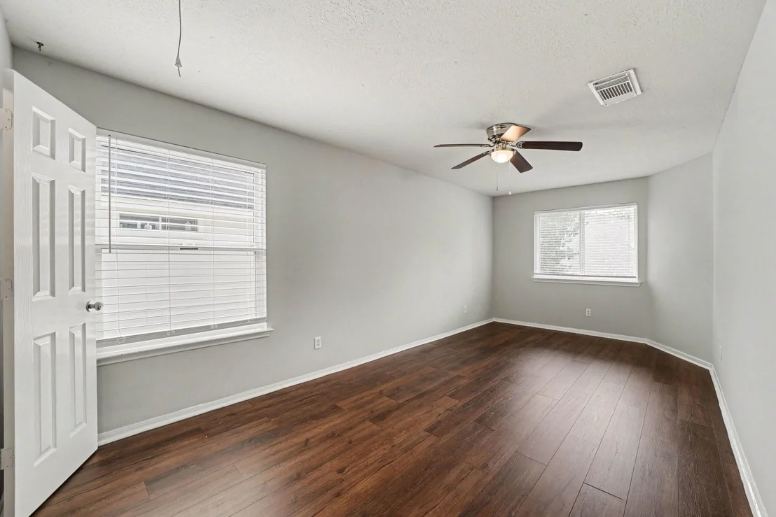 Photo of 21415 Santa Clara Drive