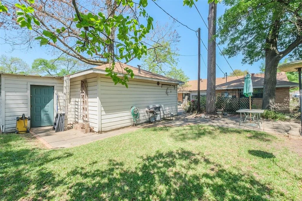 Photo of 2111 Latexo Drive