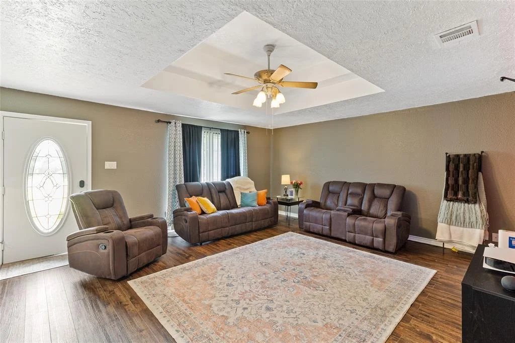 Photo of 1504 N Avenue Q