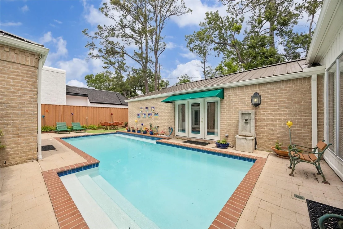 Photo of 246 Gessner Road