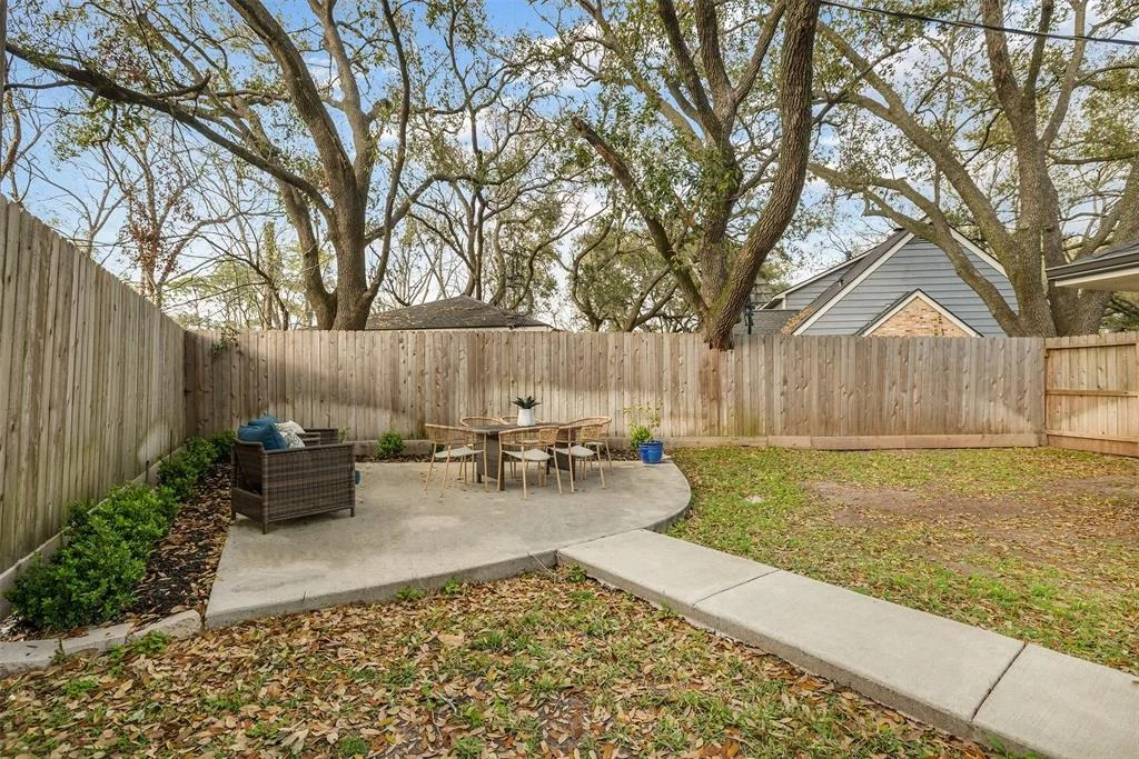 Photo of 2003 Eaglerock Drive