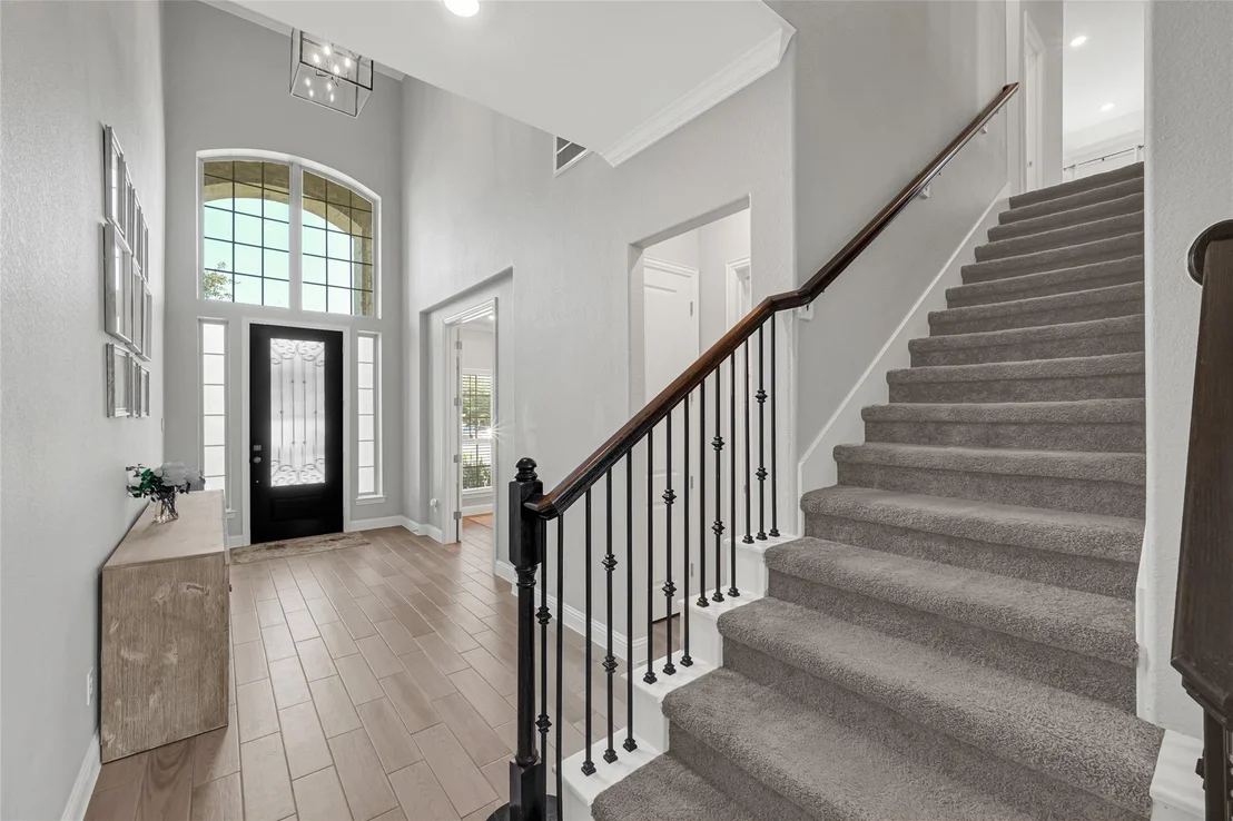 Photo of 6023 Verde Place Lane