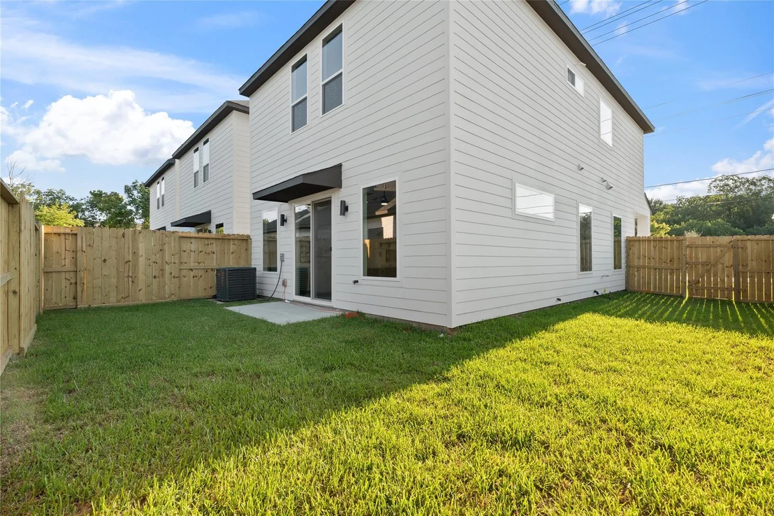 Photo of 9003 Comal Street