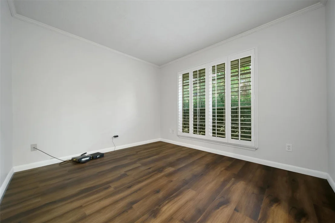 Photo of 347 Maple Lane