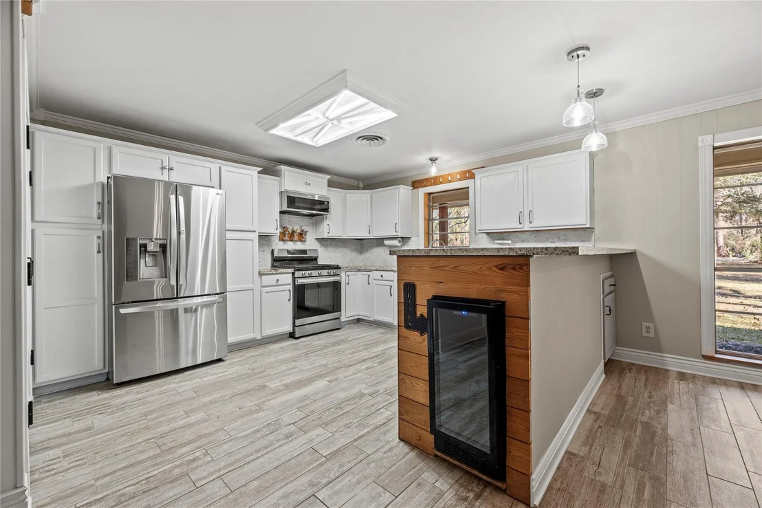 Photo of 23115 Cardinal Drive