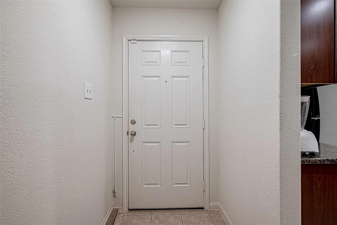 Photo of 9915 Garnet Grove Drive