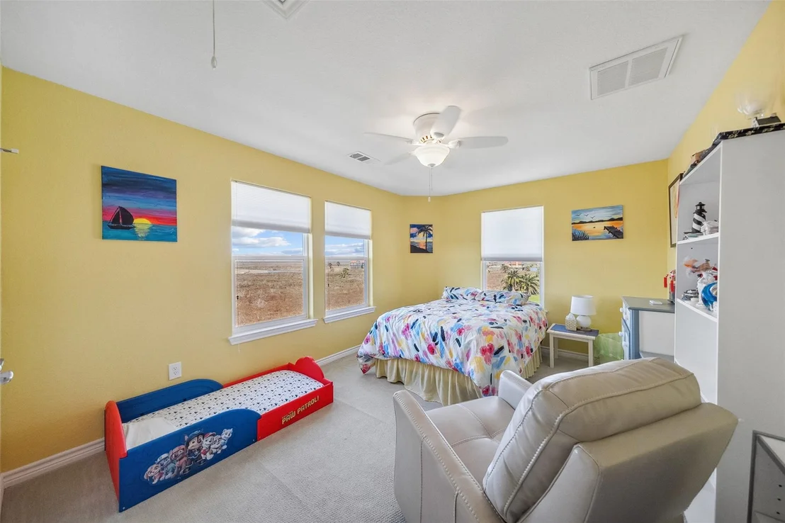 Photo of 521 Beachfront Drive