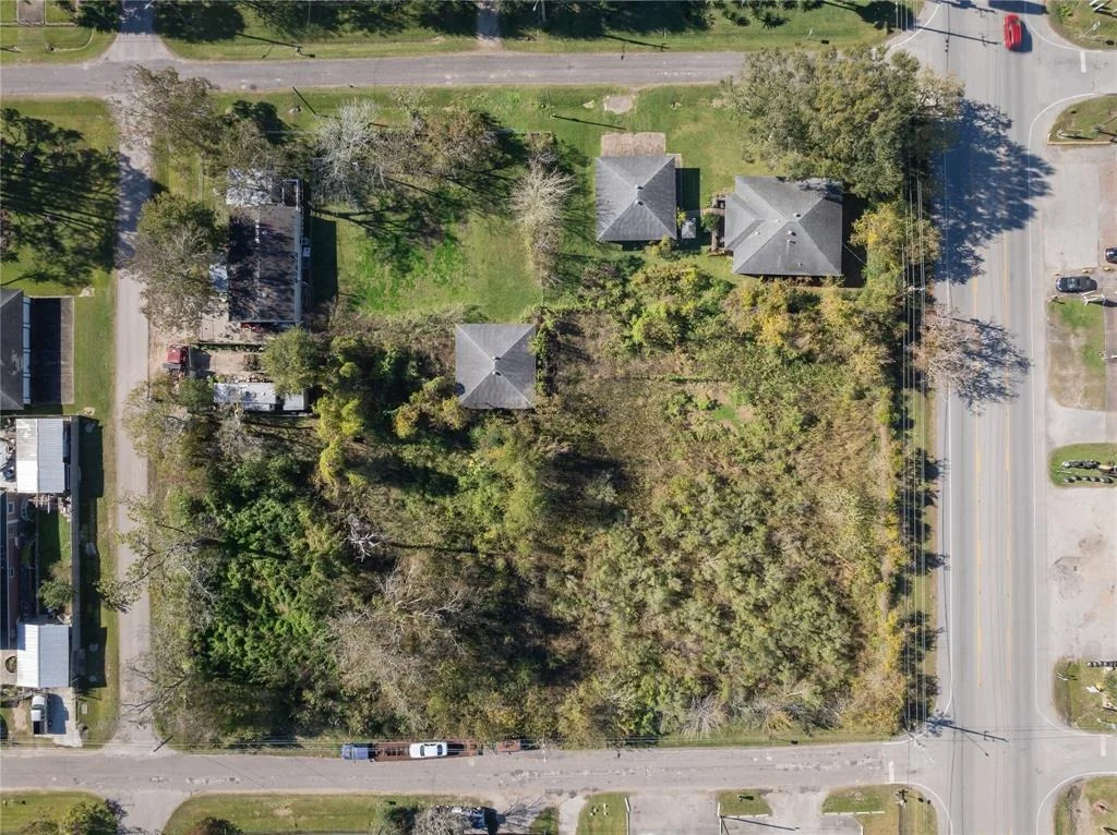 Photo of 843 Grand Avenue