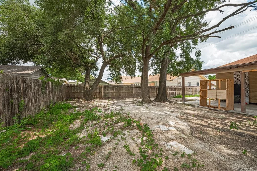 Photo of 6809 Sherman Street