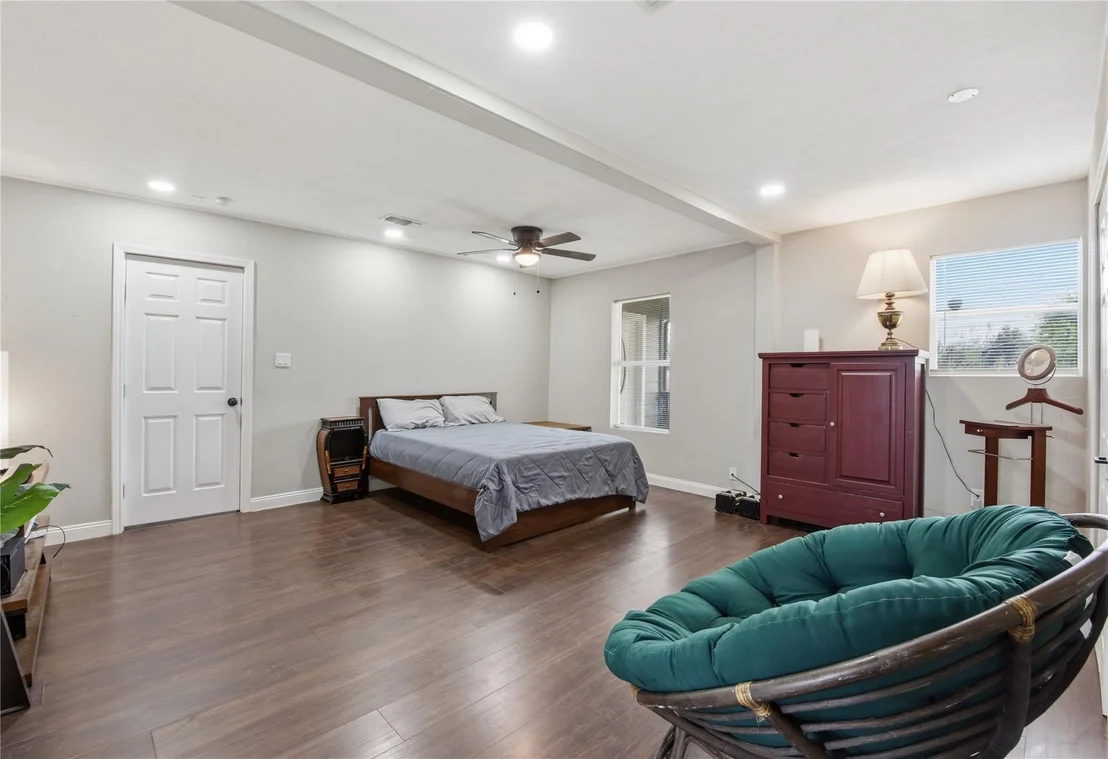 Photo of 2217 Creston Drive