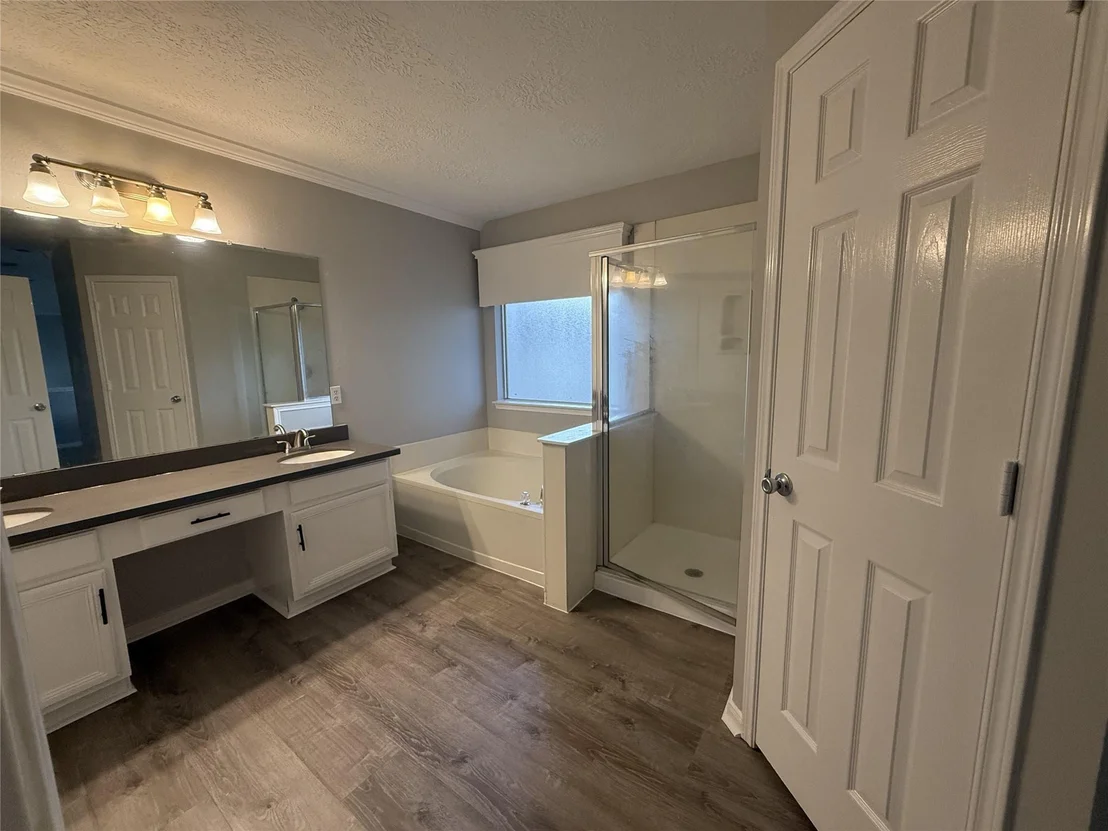 Photo of 3735 Landon Park Drive
