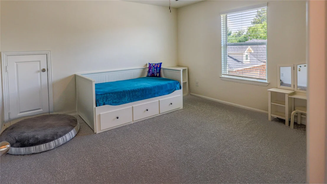 Photo of 402 Flycatcher Court