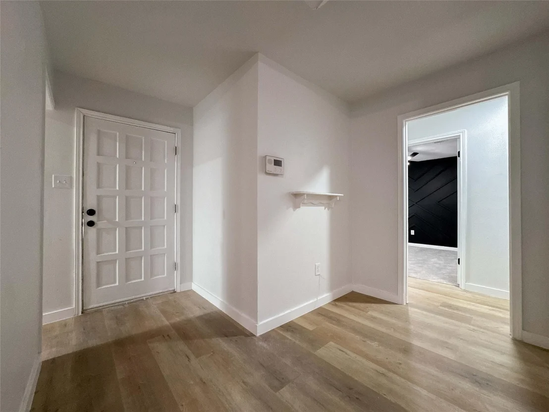 Photo of 4934 Whispering Falls Drive