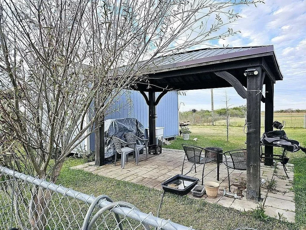 Photo of 98 Dog Fish Drive