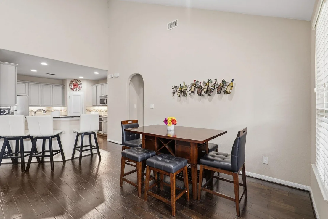Photo of 6322 Wolf Run Drive