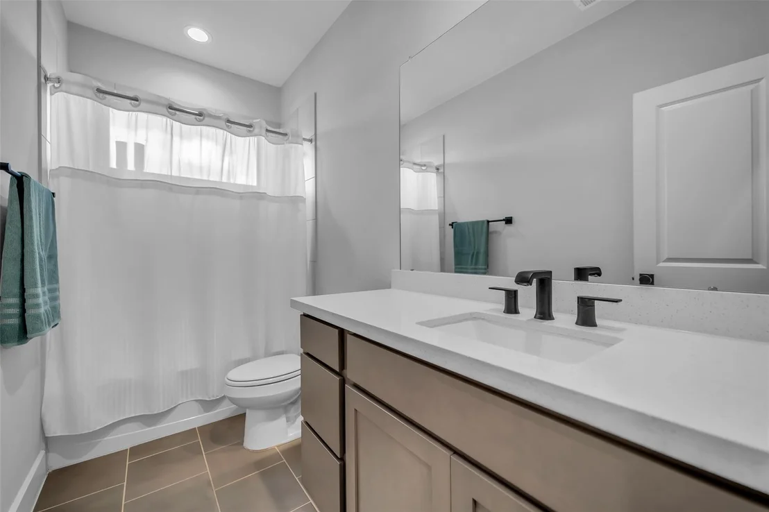 Photo of 2502 Ocean Key Drive