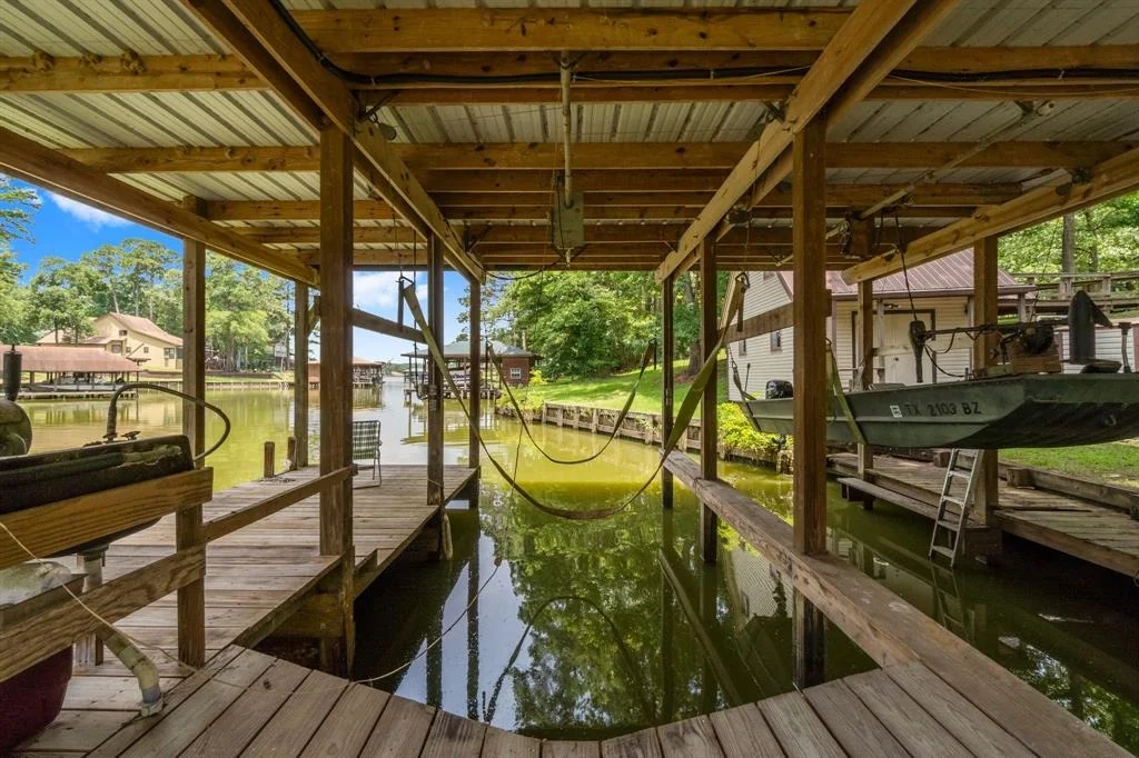 Photo of 31 N Lakeview Drive