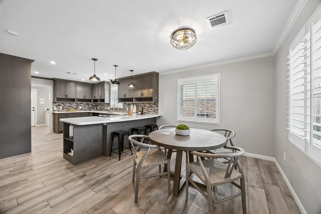 Photo of 11007 Cranbrook Road