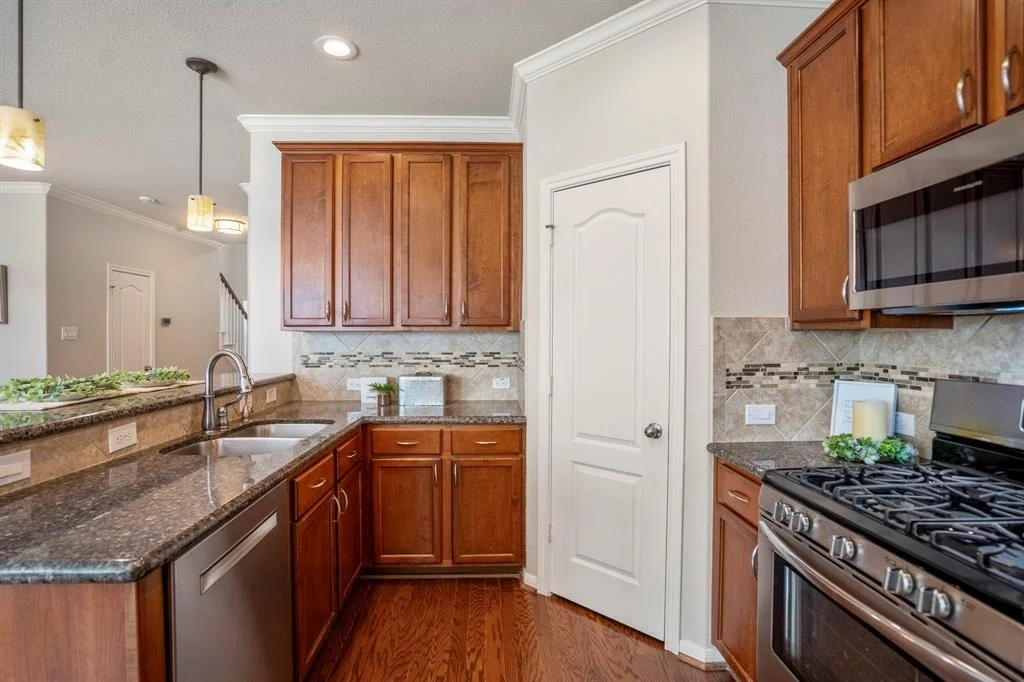 Photo of 4618 Oak Laurel Lane