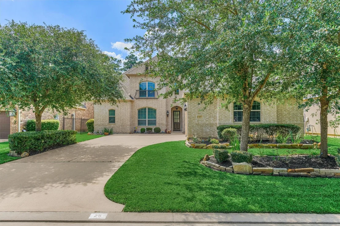 Photo of 25 Red Moon Place