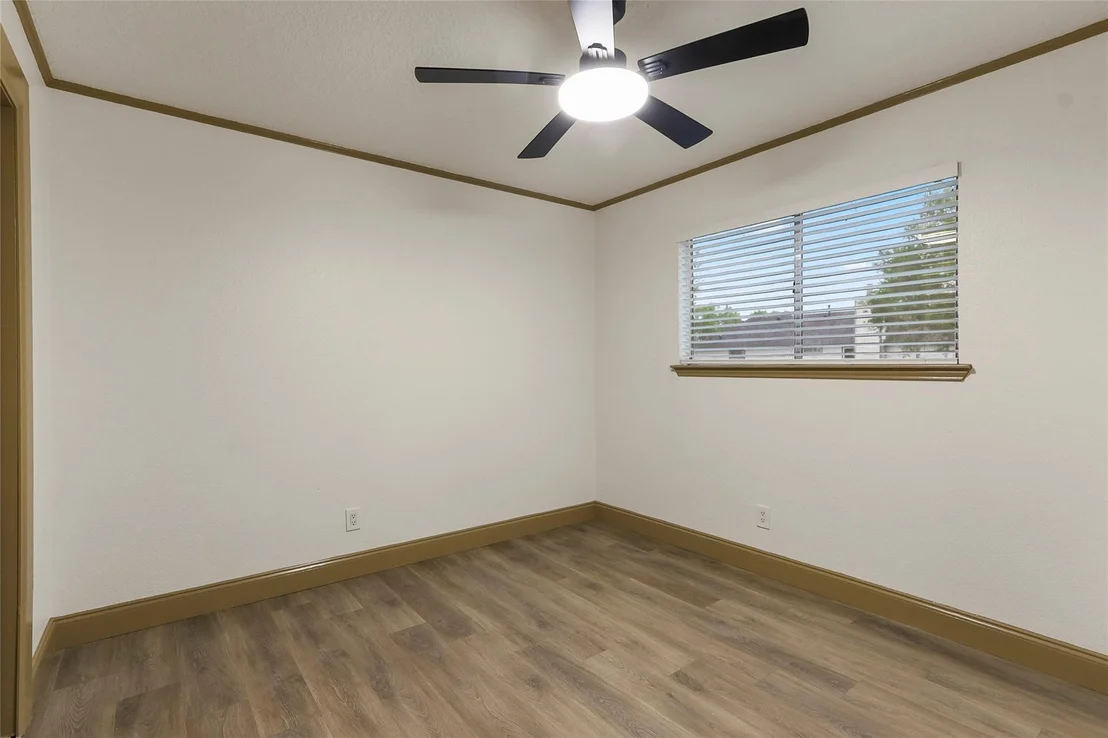 Photo of 4800 Heathrow Lane