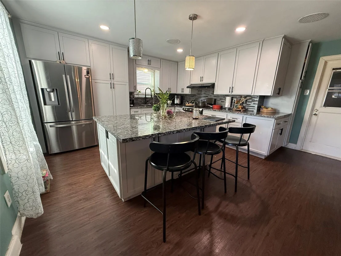 Photo of 8823 Shadow Crest Street
