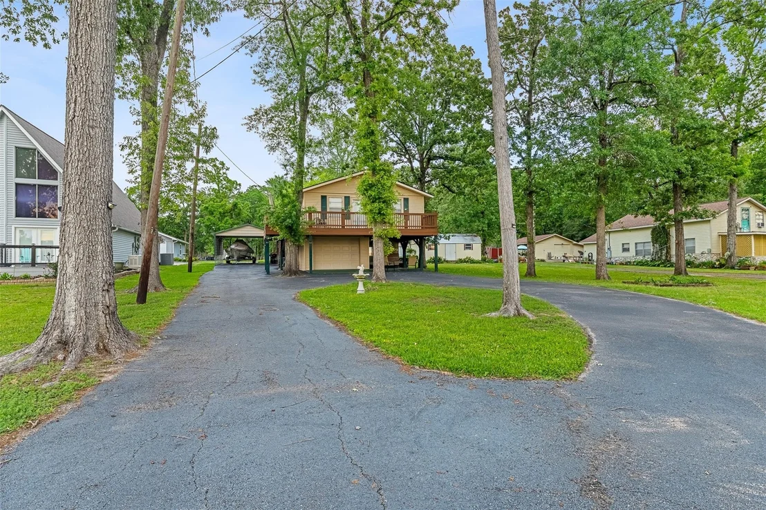 Photo of 439 Lakeview Harbor