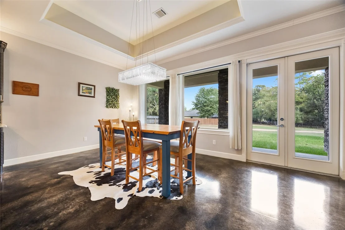 Photo of 12122 Hawthorne Drive