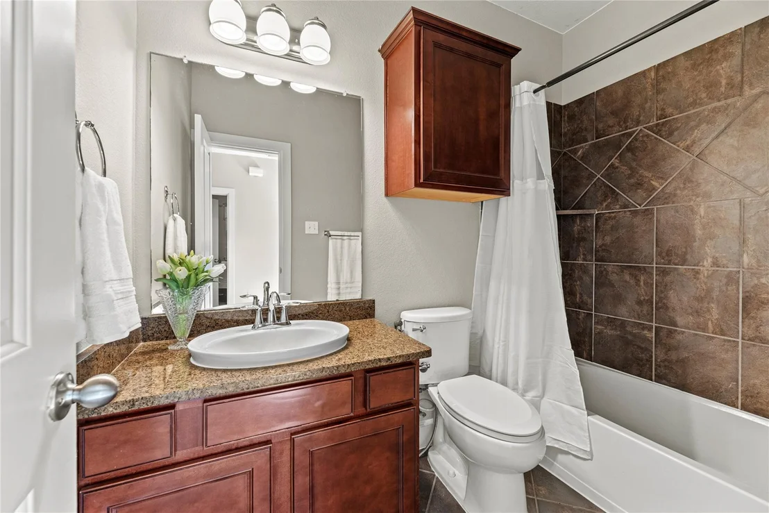 Photo of 6026 Emberwood Falls Drive